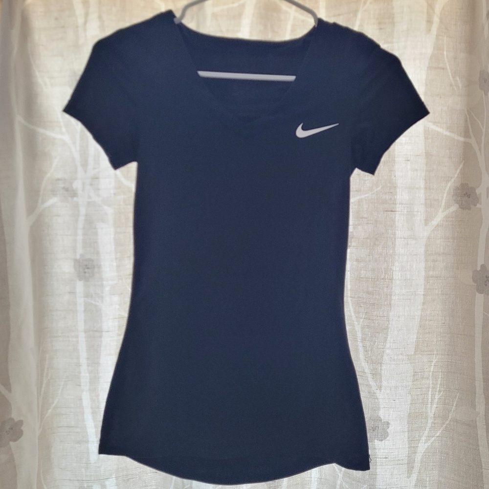 Nike tee